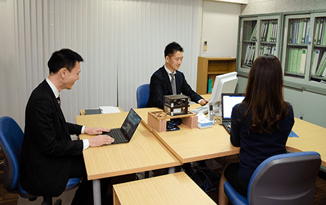 土・日・祝日・夜間でも出張相談にも対応可能です。